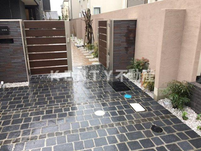 【エントランス】 | CLASKA クラスカ | ゆとりのあるエントランスです