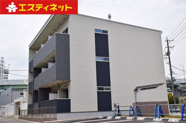 アムール　ヤマトの外観