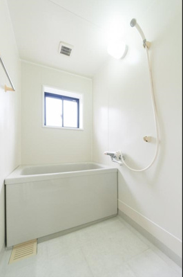【浴室】 | エトワール柏原Ⅱ