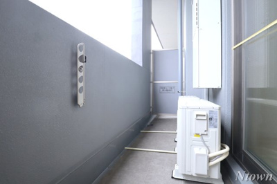 【バルコニー】 | La’a Kea徳川(ラアケア徳川) | バルコニーからの眺めを楽しみながら食事をしませんか