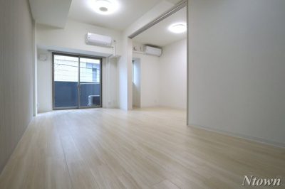 【居間・リビング】 | La’a Kea 徳川(ラアケア徳川) | おしゃれな居間です