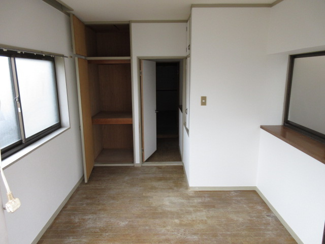 淀の原町戸建の内装