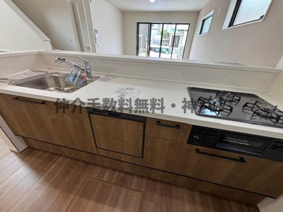 【キッチン】 | 神戸市西区美賀多台5丁目　新築戸建2号棟　仲介手数料無料！ | キッチンです