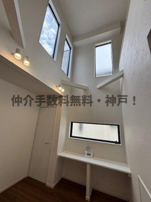 【その他】 | 神戸市西区美賀多台5丁目　新築戸建2号棟　仲介手数料無料！ | 吹き抜け