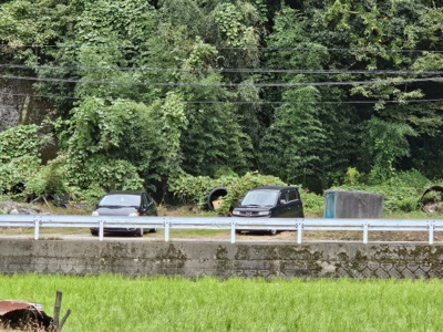 【駐車場】 | 鳥取市河原町佐貫中古戸建て