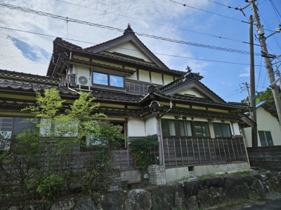 【外観】 | 鳥取市河原町佐貫中古戸建て