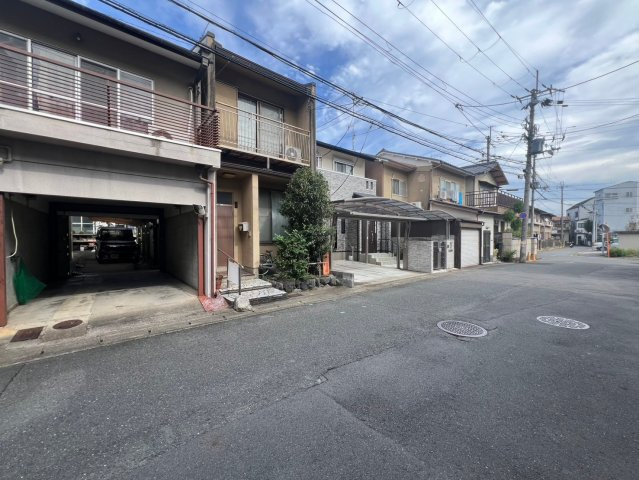 太秦一ノ井町の外観