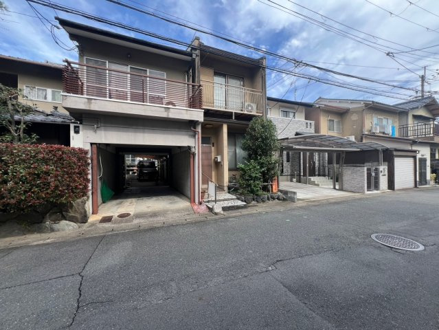 太秦一ノ井町の周辺