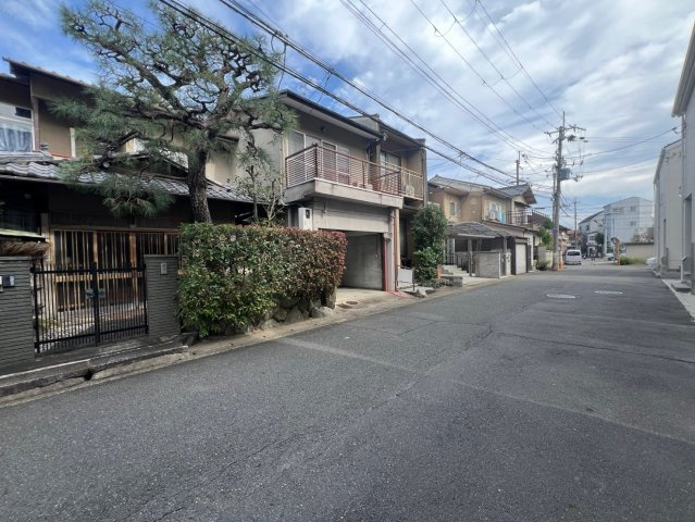 太秦一ノ井町の周辺