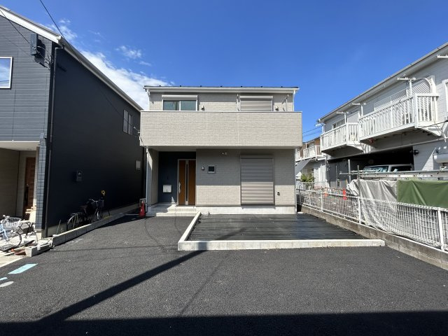 厚木市下川入　新築２棟の外観