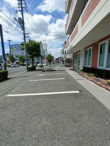 【駐車場】ローレル富町