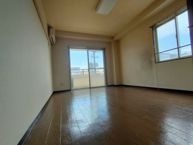 【内装】ローレル富町
