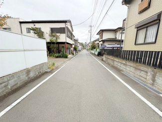 【前面道路含む現地写真】