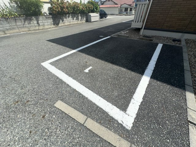 ベルクール大塚の駐車場
