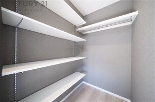 ウォークインクローゼット