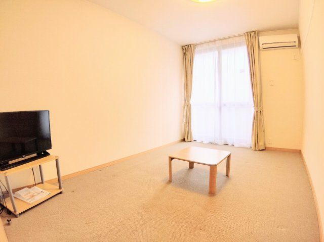 レオパレスサンビオラの寝室