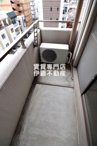 HF丸の内レジデンスのバルコニー|南向き