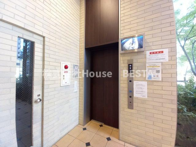 スプランディッド神戸北野のロビー