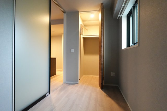 【寝室】 | Sunny Place