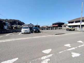 【駐車場】