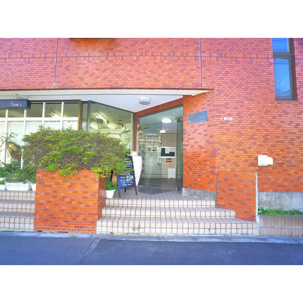 サンライズみつはしのエントランス|同建築会社施工例になります。