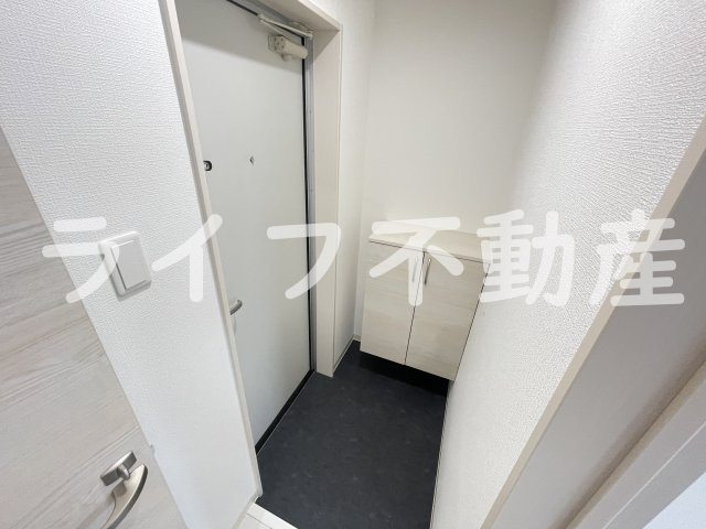 AND　TERRACE　TOMOIの玄関|玄関です