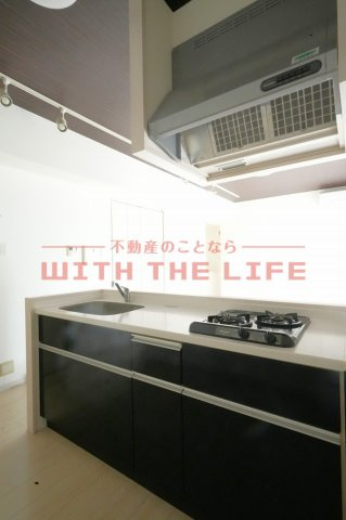 ALLEYⅢ（アレイスリー）の内装|明るい色調の室内です