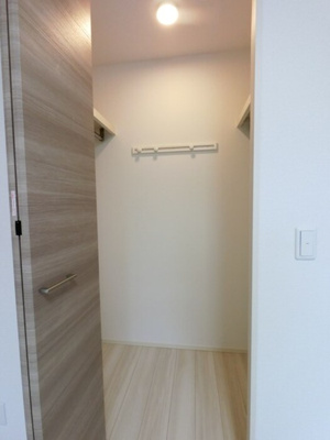 【洋室】 | フェアビアンカ | 北東洋室・ウォークインクローゼット