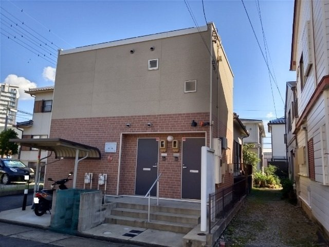 レオネクスト川西の外観|きれいな外観です