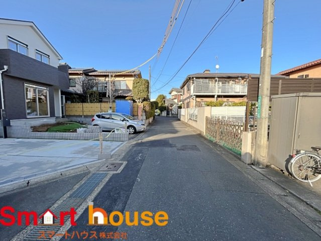 相模原市南区上鶴間本町　新築２棟の前面道路含む現地写真