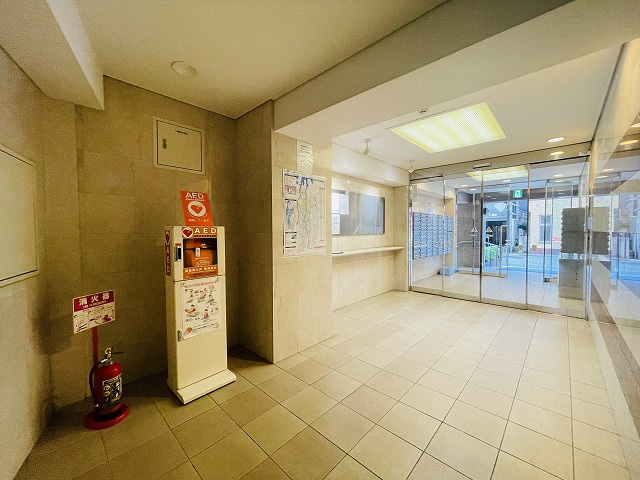 【エントランス】 | 東峰マンション博多駅東 | 外と内をつなぐエントランスは、まさに顔となる場所