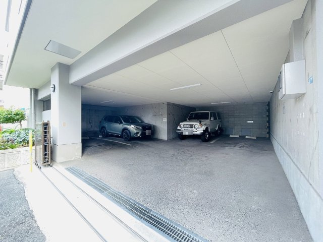 【駐車場】 | コープ野村白金