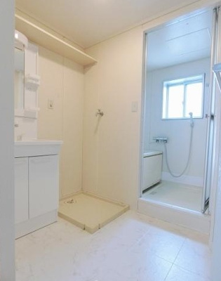 【洗面所】 | ビューラー８８