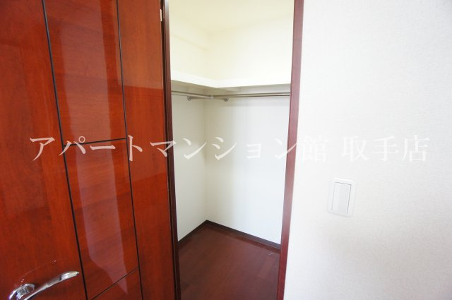 ロータリーパレス取手の収納