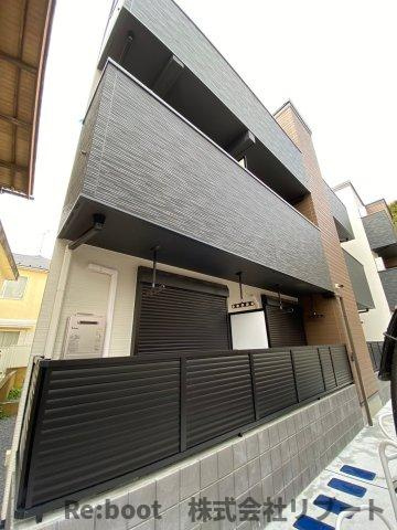 中山パークスイートの外観