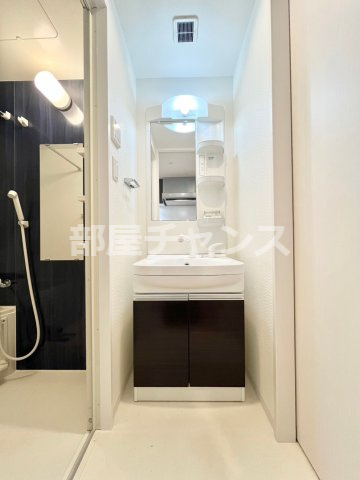 La Douceur黒川Ⅱの独立洗面台|朝の身支度には欠かせない独立洗面化粧台