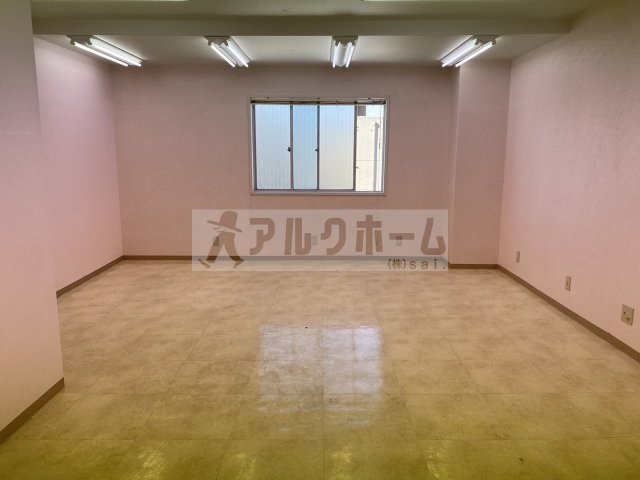 豊栄ビルの内装