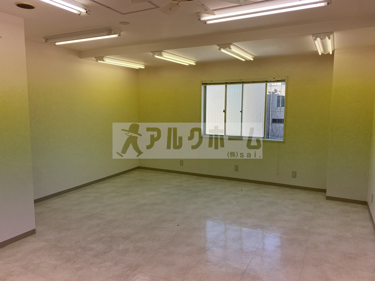 豊栄ビルの内装