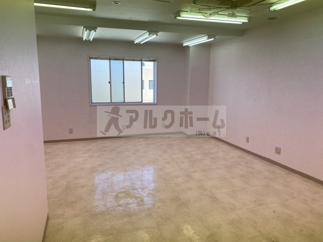 豊栄ビルの内装
