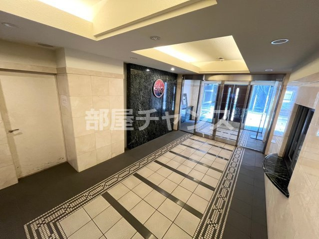 ライジングコート名古屋駅前東のロビー