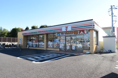 セブンイレブン 春日部小渕店まで140ｍ