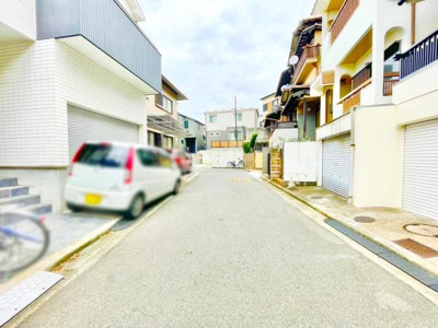 【前面道路含む現地写真】 | 堺市西区平岡町 | 前面道路は交通量も少なく、安心してお住まい頂けます!(^^)!