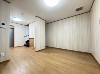 【居間・リビング】 | リビングルーム10.5帖