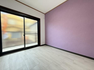 【洋室】 | 1階洋室3.5帖