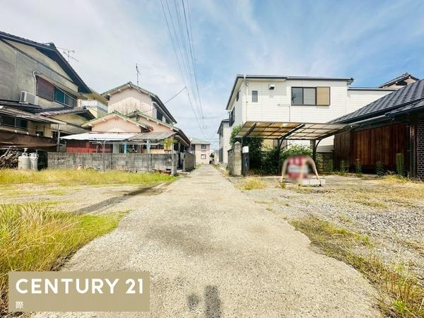 和歌山市市小路　中古戸建の前面道路含む現地写真