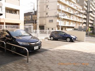 【駐車場】