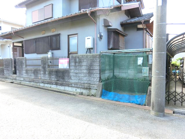 こてはし台１丁目　売地の前面道路含む現地写真|こてはし台１丁目　売地　約66.7坪の整形地　古家あり　北東側5.9ｍ公道面