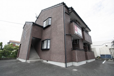 高崎市箕郷町下芝のアパートの外観