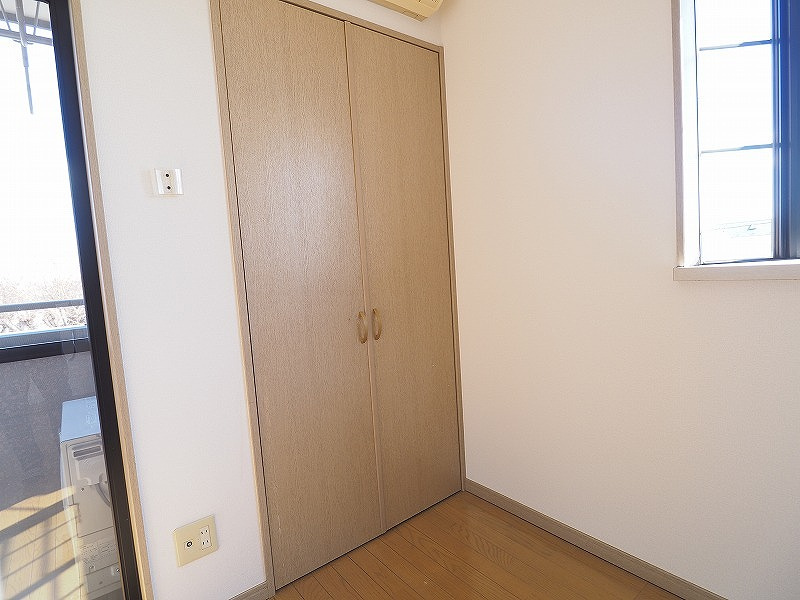 高崎市箕郷町下芝のアパートの収納