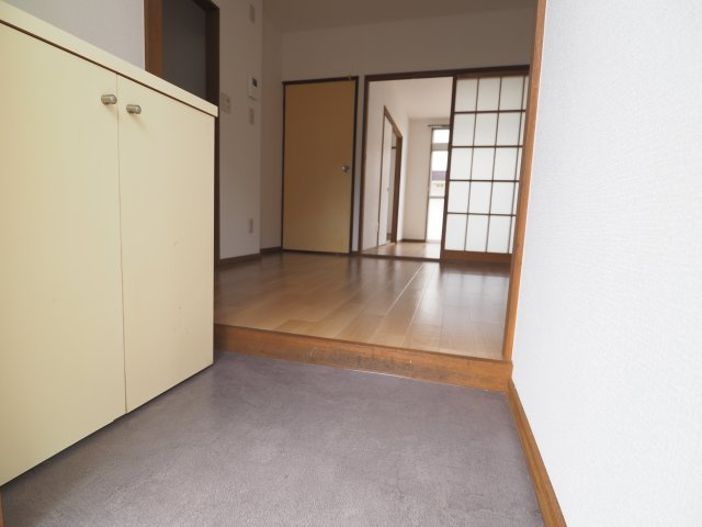 ニューシティーFの玄関
